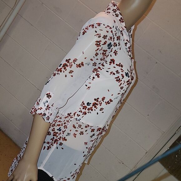 Candies Light Pink Long Sleeve Floral Button Up - Picture 3 of 8